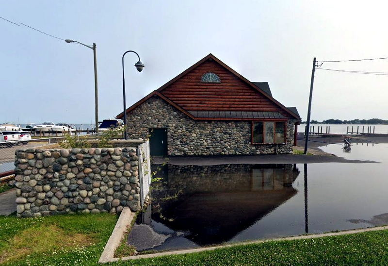 Candles (Blue Boat Inn) - 2019 Street View (newer photo)